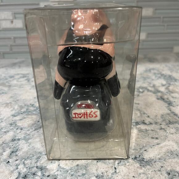 Essential Home Clay Biker Hogs Salt And Pepper Shakers New - Picture 4 of 5